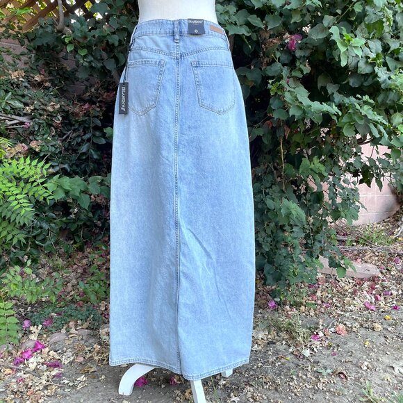 BLANKNYC Denim Maxi Skirt Mid Rise Light Wash Size 26 Small - Picture 3 of 9